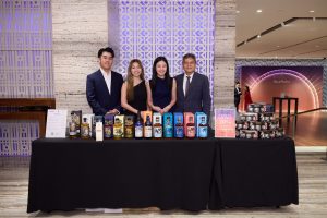 Thanks to Michael from SEA Shinano (far right) for donating 20% of every purchase to support iC2